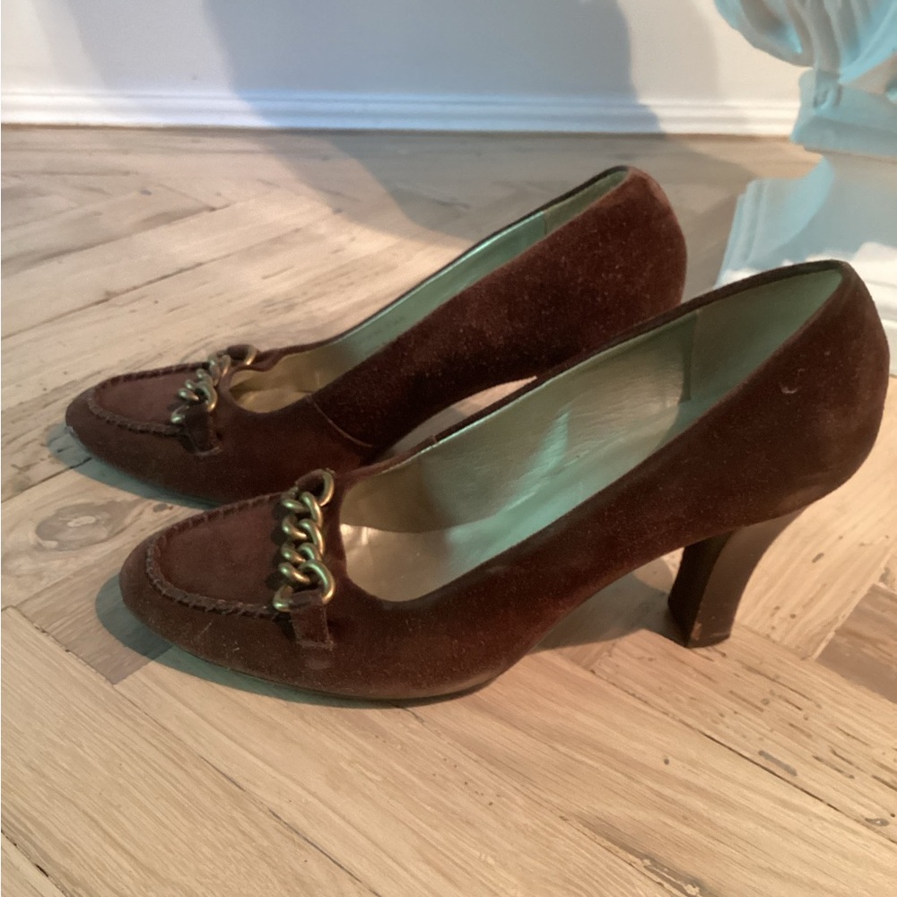 Unisa brown suede pumps 7.5